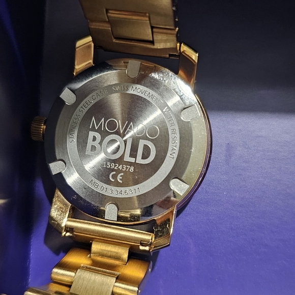 Movado bold rose gold watches - Picture 3 of 6